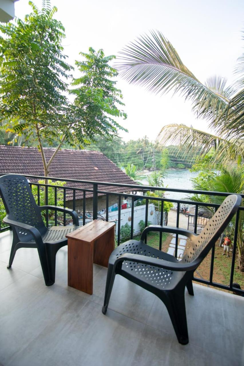 Light House Beach Home Matara Room photo